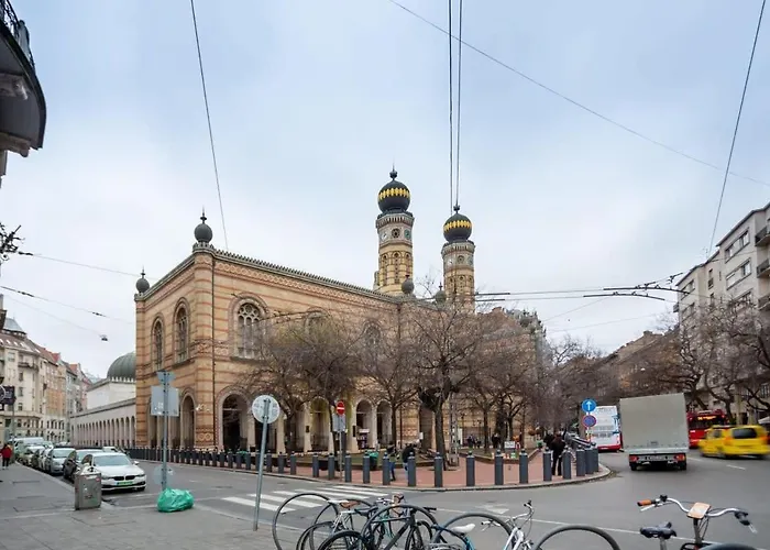 Extra New Budapešť